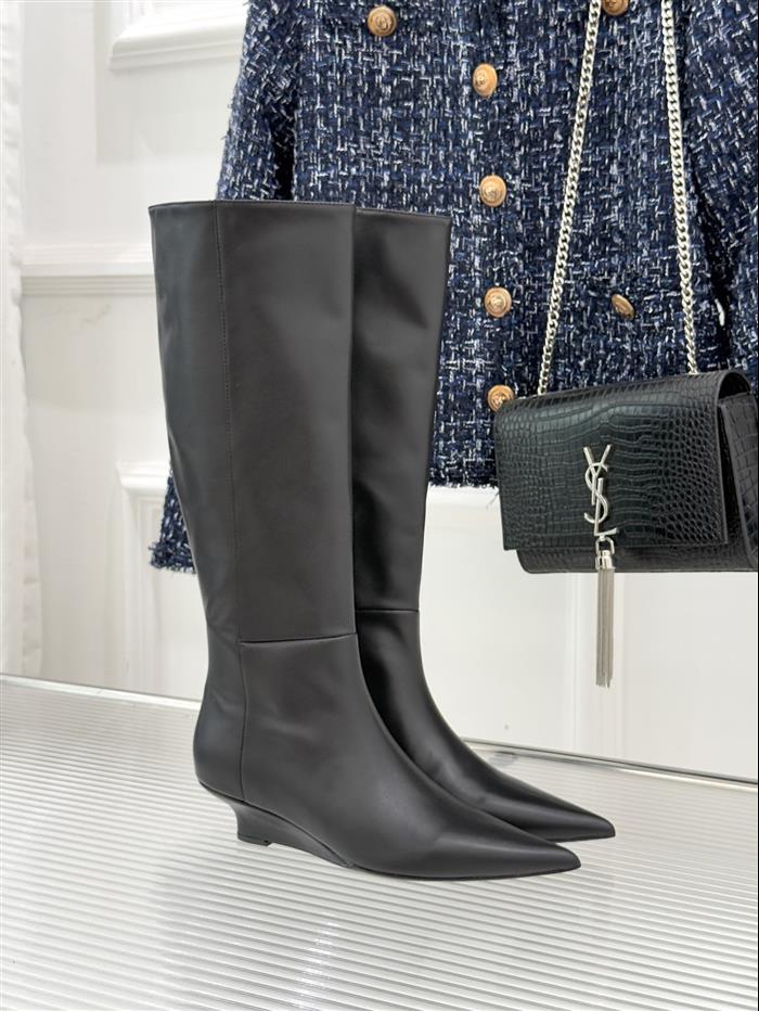 20251128174315767 470